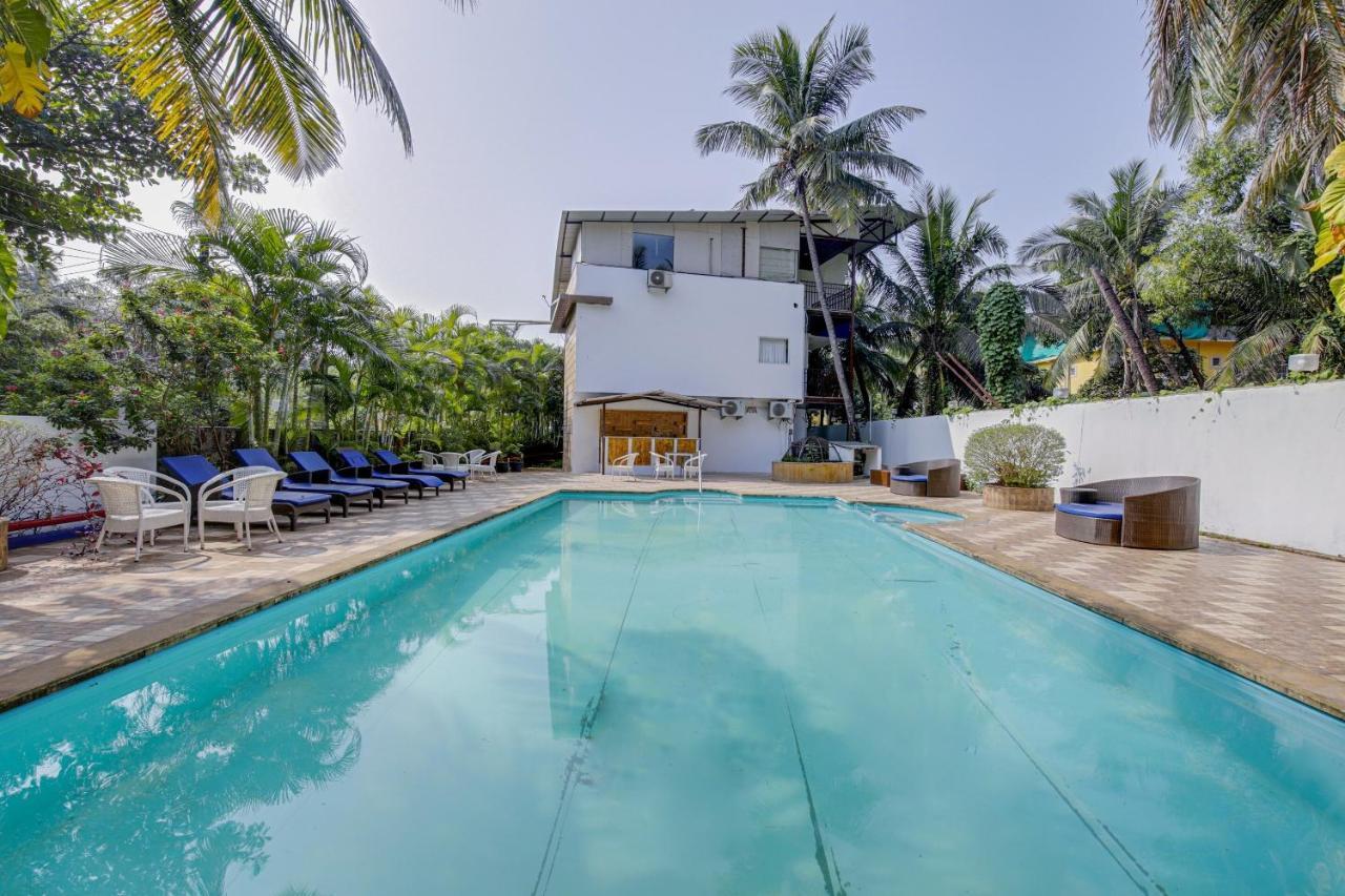 Townhouse Oak Bluebell Beach Resort Candolim Exterior photo